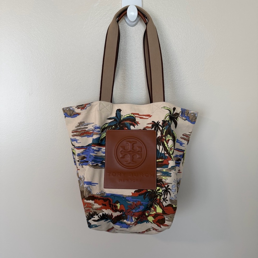 TORY BURCH Gracie Printed Canvas Tote in Postcard from Hawaii